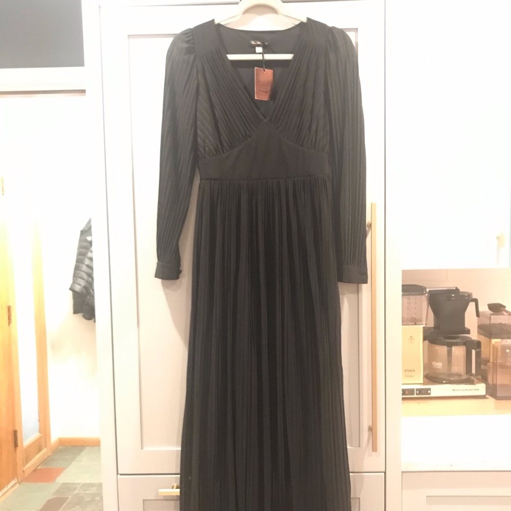 NWT miss selfridge pleated maxi gown